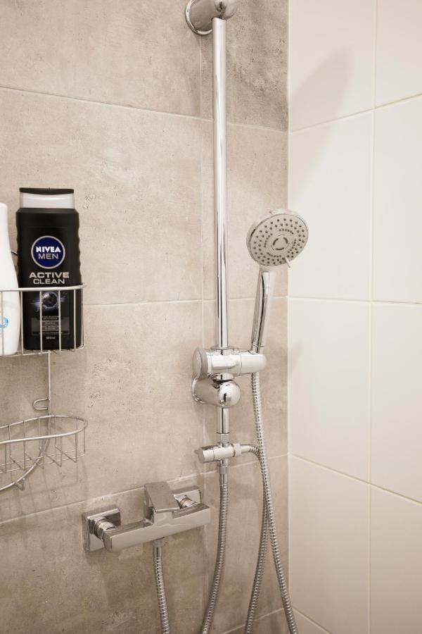 Ideal Studio بوخارست المظهر الخارجي الصورة